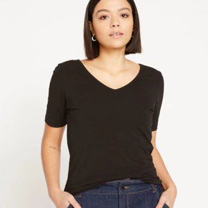 NWOT Universal Standard Double V Neck Black Size Medium (18-20)